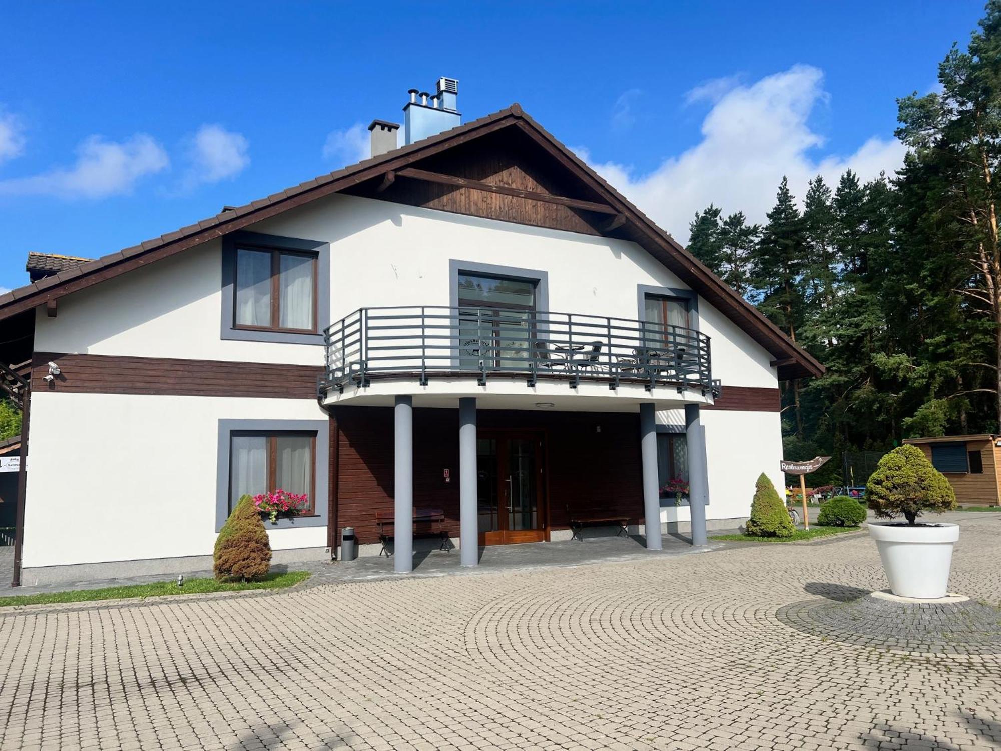 Lesne Ustronie Bed & Breakfast 2*